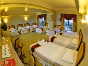 Sarrosa International Hotel & Residential Suites Grand Family Suite (10 pax)