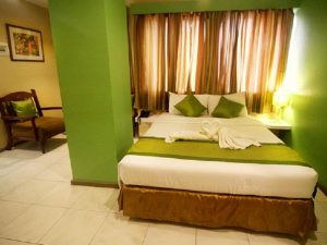 Cebu R Hotel – Capitol Suite R