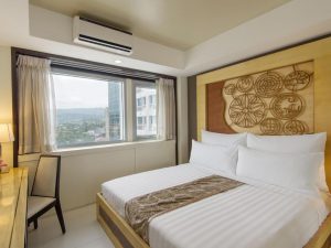 Quest Hotel & Conference Center - Cebu Junior Suite