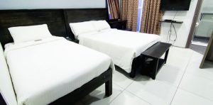 Jade Hotel and Suites Deluxe Triple