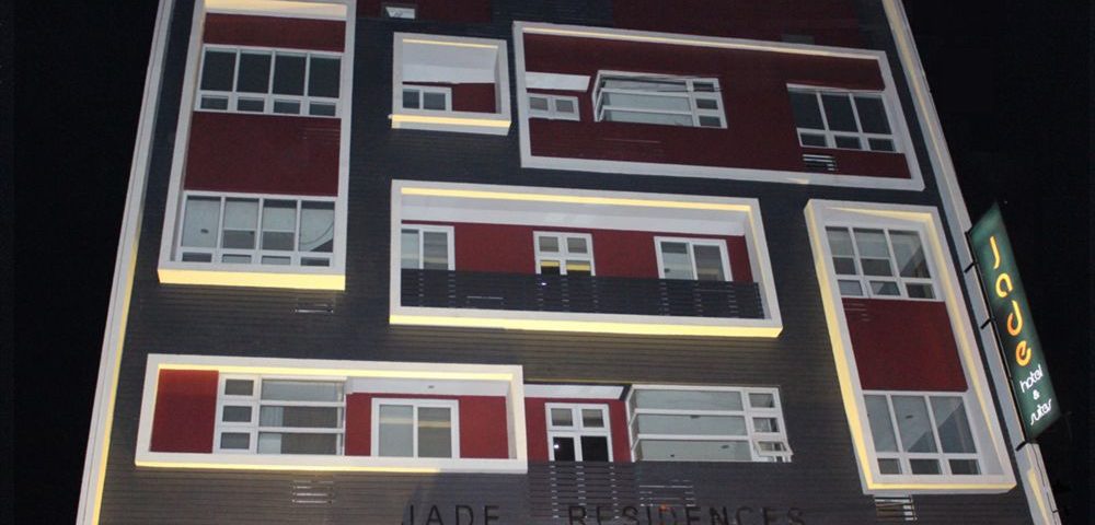 Jade Hotel and Suites