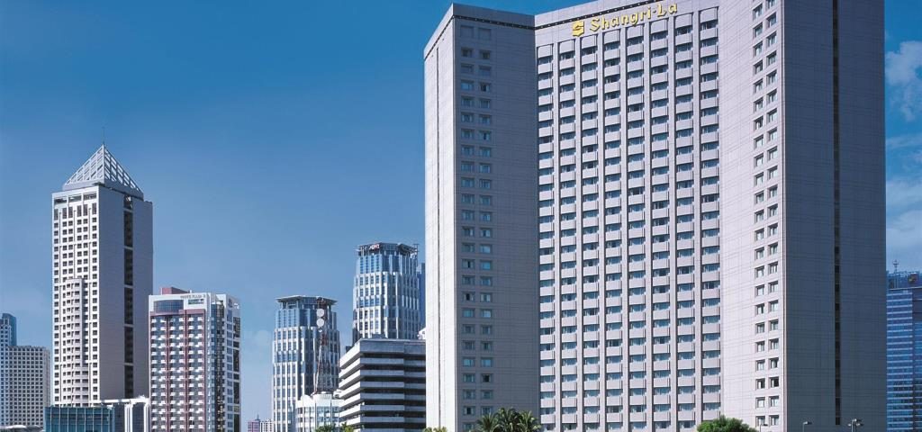 Makati Shangri-La Manila Hotel