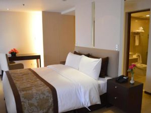 Imperial Palace Suites Quezon City Hotel Premier Suite