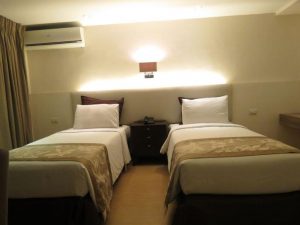 Imperial Palace Suites Quezon City Hotel Premiere Suite 2 Single Beds