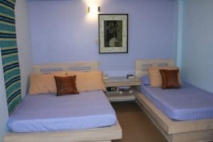 Franchise One Hotel One Queen Bed Plus Single Bed - Triple Occupancy
